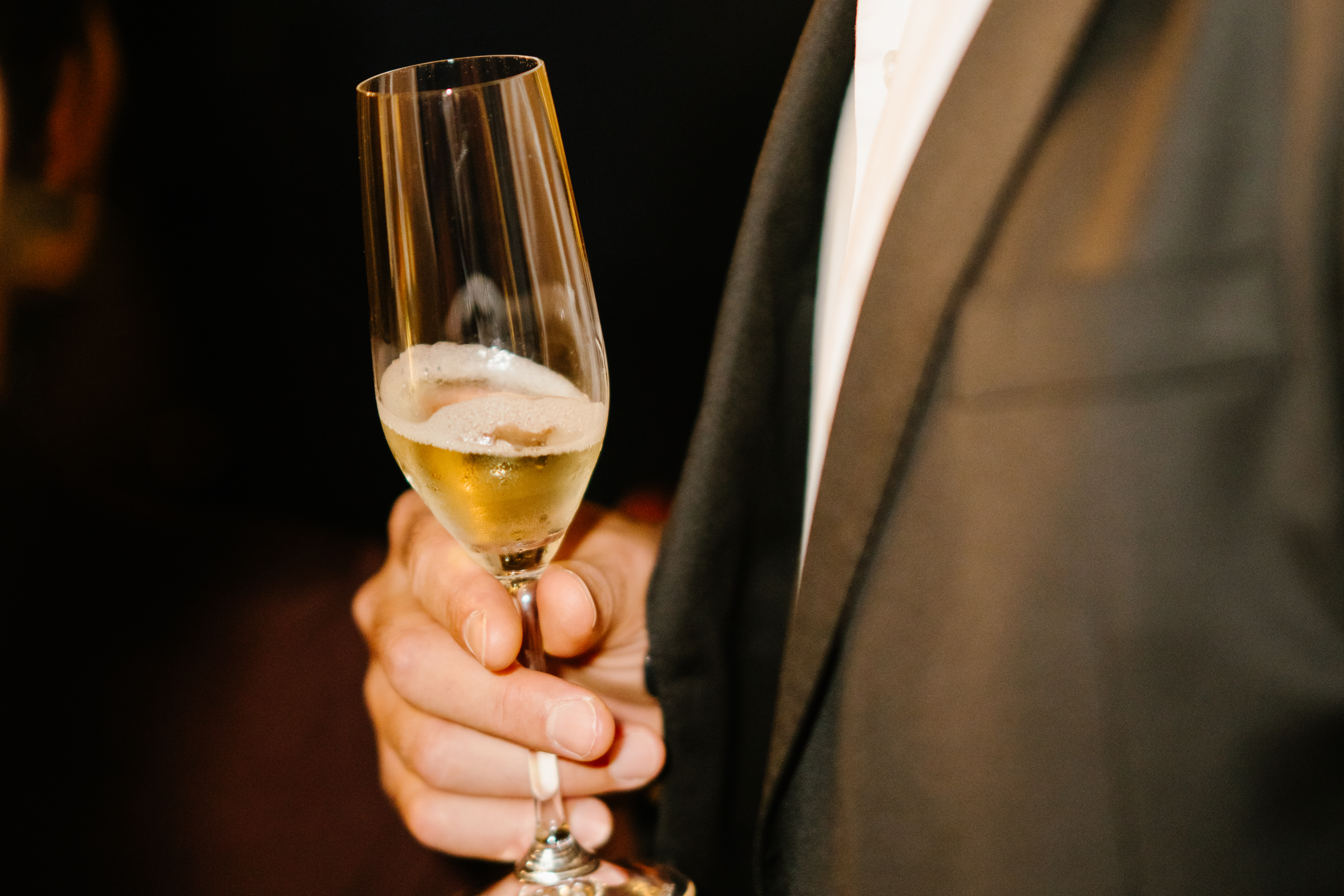 CHAMPAGNE MASTERCLASS WITH TYSON STELZER